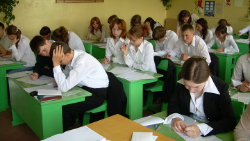 Грузинские школьники будут сдавать выпускные экзамены в режиме он-лайн