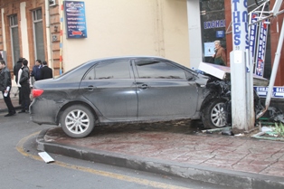 Two cars collided in the center of Yerevan (Photo)