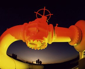 С текущего года и в течение пяти лет Азербайджан будет экспортировать газ в Иран