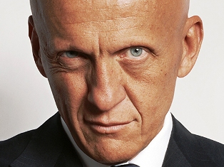 Pierluigi Collina best referee of last 25 years (video)