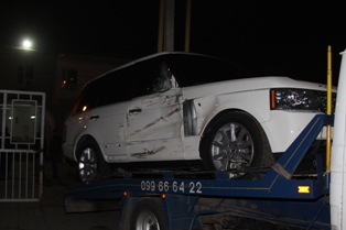 Столкнулись автобус «Богдан» и «Range Rover» без госномеров
