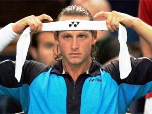 David Nalbandian leaves Australia Open due to his injury