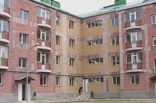 Նախարար. 2011-ին աղետի գոտում նախատեսվում է մոտ 3000 բնակարաններ եւ բնակելի տներ
