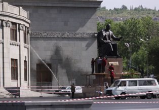 ՀԱԿ-ն ապօրինի է համարում Երեւանի քաղաքապետարանի՝ Ազատության հրապարակը մեկ ամսով