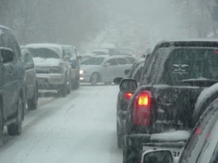 Heavy snow, sleet and ice cause major disruption in Armenia