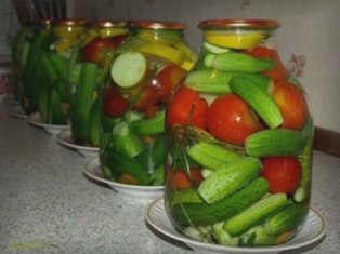 Eight botulism cases registered in Armenia in 2011
