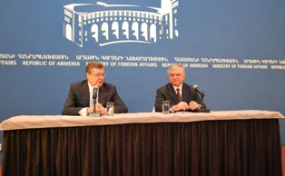 Էդվարդ Նալբանդյանն ընդունել է իր ուկրաինացի գործընկերոջը. Սերժ Սարգսյանը կայցելի