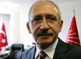 Turkish oppositionist slams arrest of 163 servicemen