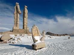 Sculptor of Armenian-Turkish friendship monument to protect his rights in court