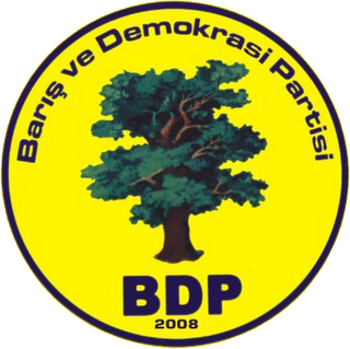 Kurdish party nominates Armenian writer in parliamentary elections