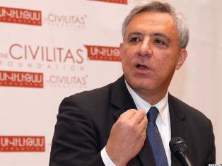 Հայաստանի ԱԳ նախկին նախարար Վարդան Օսկանյանը հնարավոր է համարում «եգիպտական սցեն