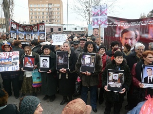 «Առավոտ». Ընդդիմության պահանջներից երկուսը պոպուլիստական են