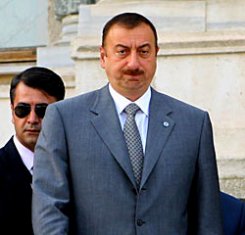 Депутат от правящей партии Армении: Азербайджан после каждой встречи на уровне п