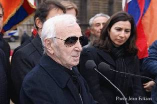 Charles Aznavour called President Sarkozy to keep his pledge