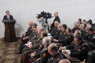 Оппозиционер: Будь я тоже на месте Сержа Саргсяна, я бы стыдился иметь такую Пол