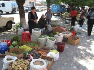 «Ժառանգությունը» ցանկանում է բացօթյա առեւտրի խնդիրը քննարկել Երեւանի քաղաքապետի