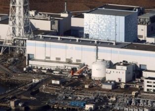В реакторе третьего энергоблока  «Фукусима-1» начало нарастать давление