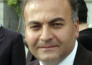 «Առավոտ». Նապոլեոնի եւ Լեւոն Տեր-Պետրոսյանի նմանությունը