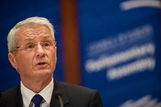 CoE head sends letter of disappointment to Azerbaijani President