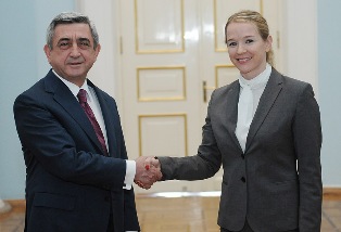 Serzh Sargsyan receives Swedish Ambassador to Armenia