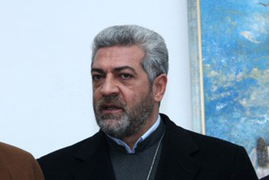 «Հայոց աշխարհ». Նավասարդ Կճոյանը «Բենթլի»-ից բացի նաեւ զենք ունի