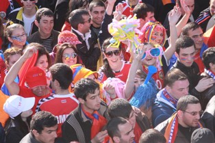 First half of Armenia-Russia EURO-2012 qualifying match ends in draw (photos)