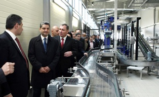 Վարչապետն այցելել է «Ջերմուկ ինթերնեյշնլ» ընկերություն, որը պատրաստվում է «Պեպսի