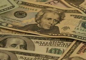 Հայաստանում դոլարի փոխարժեքը նվազել է 0,75 կետով