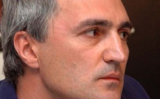 Կինոռեժիսոր Տիգրան Խզմալյանը լուռ նստացույցին չի մասնակցի