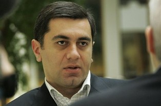 Грузинская оппозиция ведет переговоры в Париже