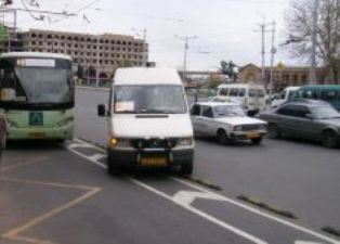 Տիգրան Մեծի պողոտայում ռետինե բարձակների տեղադրման աշխատանքներն ավարտվել են