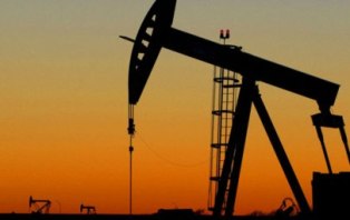 Азербайджан сократил добычу нефти и газа