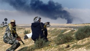 Войска Каддафи обстреливают повстанцев ракетами российского производства