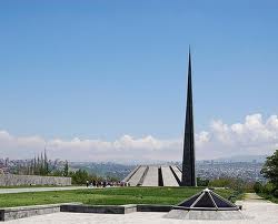 Եկեղեցիների համաշխարհային խորհրդի նախագահը կոչ է արել Զատկական ուղերձներում հիշա