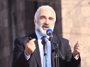 ՀԱԿ ներկայացուցիչ. Կարապետ Ռուբինյանը մի օր կրկին ընդդիմության հետ է լինելու