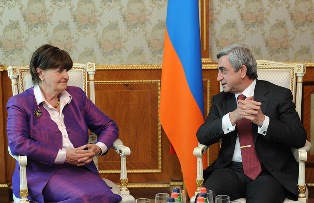 Armenian president meets with British MPs