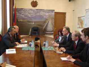 Ֆրանսիայի դեսպանը պատրաստ է աջակցել Հայաստանում տրանսպորտի ոլորտում ներդրումային