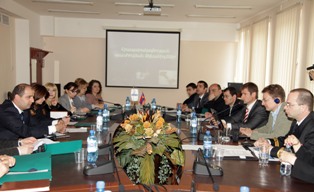 Armenian MOD trains PR experts