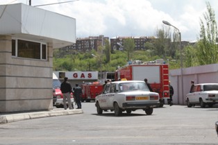 Armenian businessman’s gas station catches fire in Yerevan (photo)