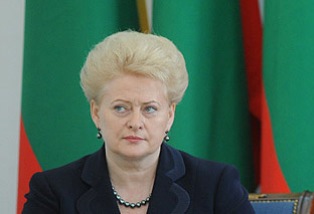 Lithuanian President visits Armenian Genocide Memorial