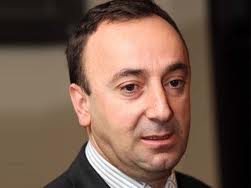 Հրայր Թովմասյանը կոչ է անում քվեարկության ժամանակ տեսախցիկների ու սկաներների կիր