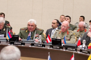 Chief of General Staff of Armenian armed forces attends NATO meeting