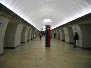 В московском метро зарезали пассажира