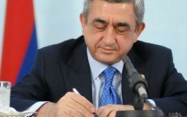 Սերժ Սարգսյանը մի շարք օրենքներ է ստորագրել