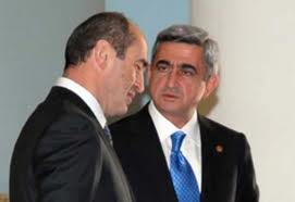 Ի՞նչ մեսիջներ է ուղարկում Ռոբերտ Քոչարյանը Սերժ Սարգսյանին