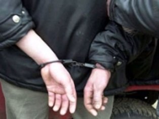 Армянские полицейские задержали мужчину, разыскиваемого в России