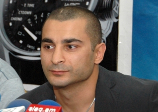 Vic Darchinyan plans to move to forth weight category