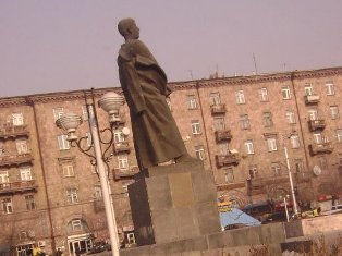 Армянские коммунисты в открытом письме призвали президента Армении не допустить