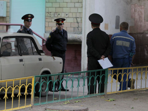 Мужчина перестрелял семью и застрелился