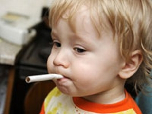 Father forced his one-year-old child to smoke in Armenia